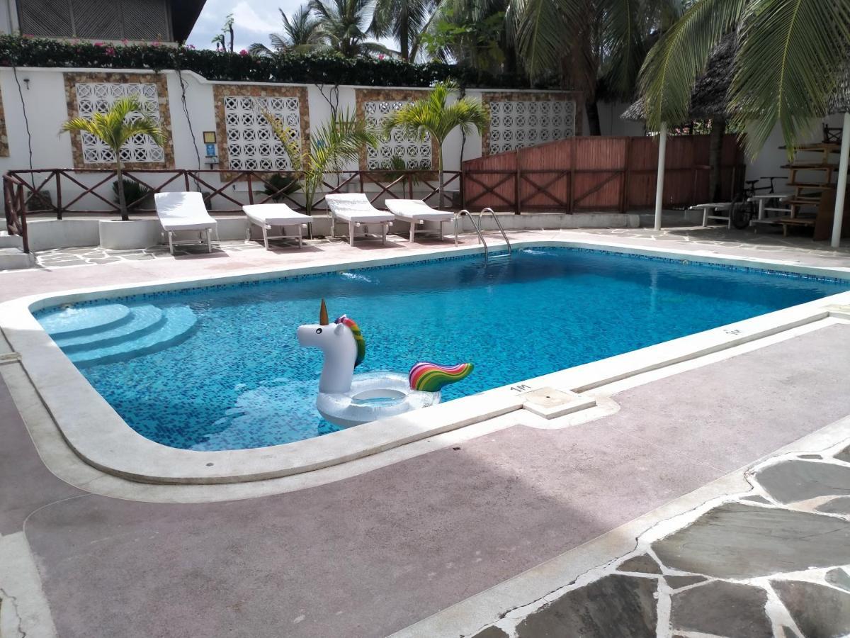 Watamu Solana Apartments Bagian luar foto