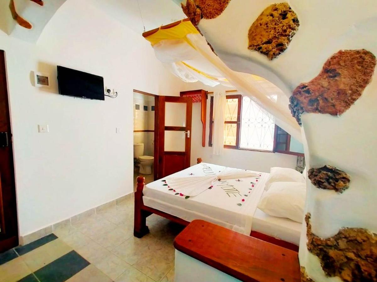 Watamu Solana Apartments Bagian luar foto