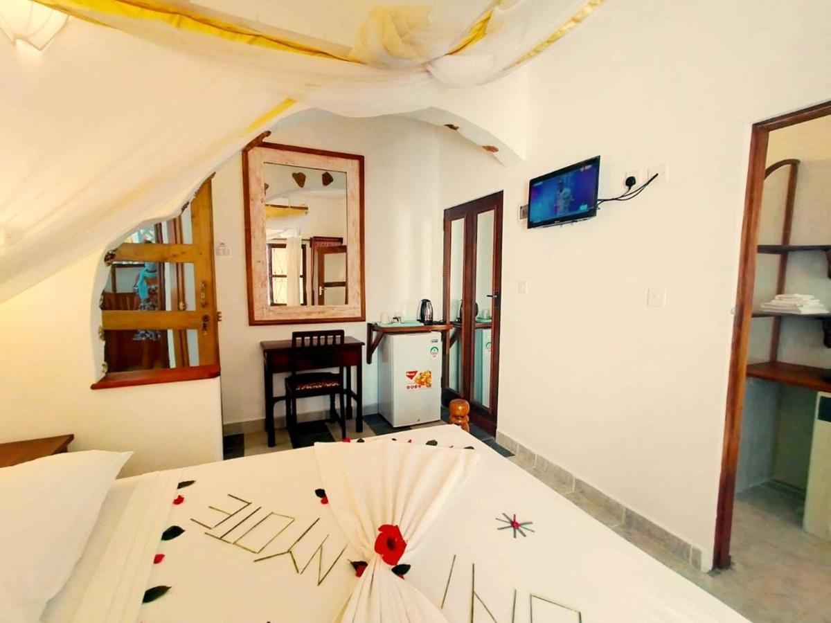 Watamu Solana Apartments Bagian luar foto