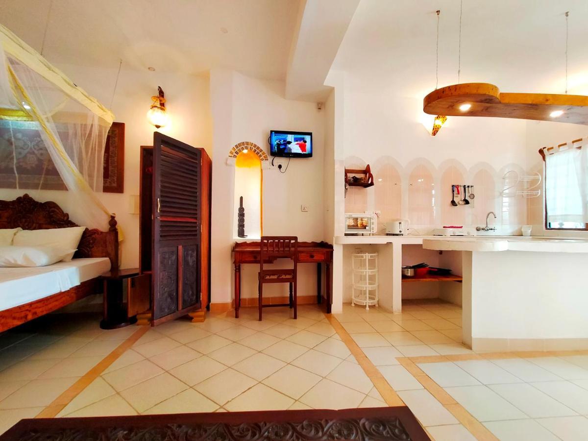 Watamu Solana Apartments Bagian luar foto