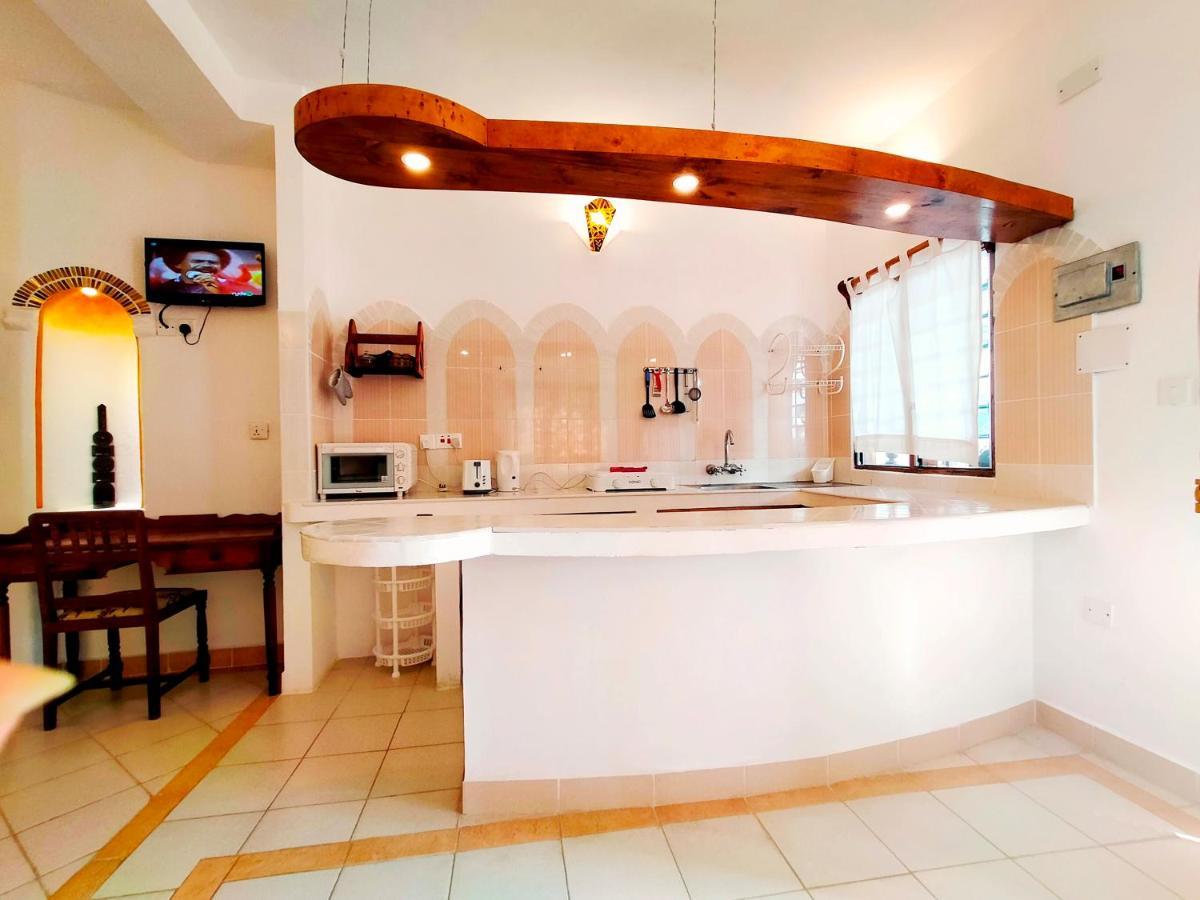 Watamu Solana Apartments Bagian luar foto