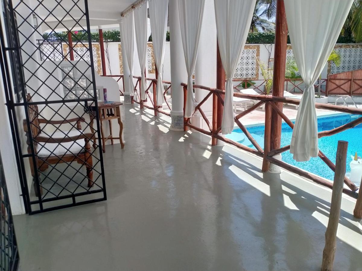 Watamu Solana Apartments Bagian luar foto
