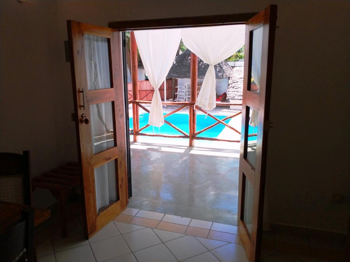 Watamu Solana Apartments Bagian luar foto