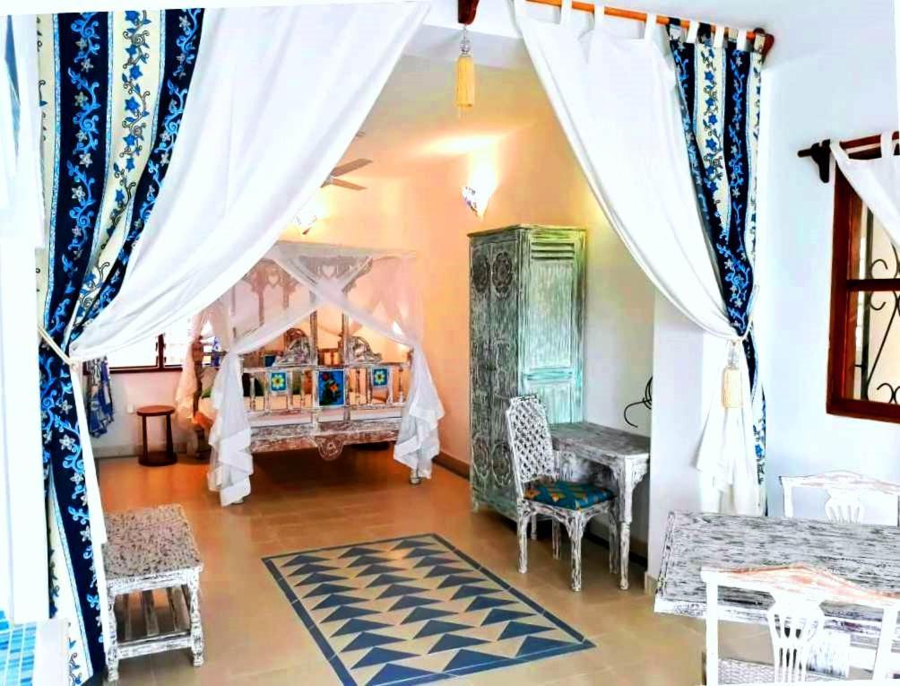 Watamu Solana Apartments Bagian luar foto
